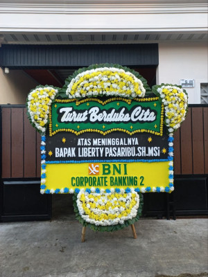 Papan Bunga Duka di Kedung Jaya