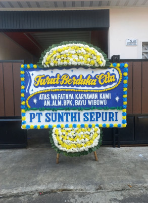 Papan Bunga Duka di Kedung Jaya